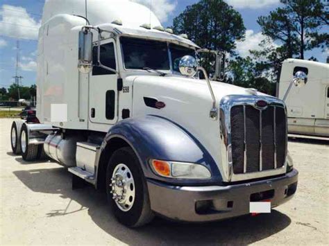 Peterbilt 386 (2009) : Sleeper Semi Trucks