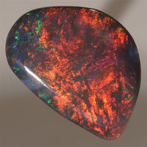 Australian Lightning Ridge Black Opals Wholesale Online Store