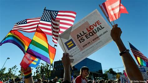 Court Lifts California Ban On Same Sex Marriages News Dwde 2906