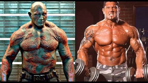 Dave bautista wrestles with zombies. Dave Bautista - Body Transformation | Training and Diet ...