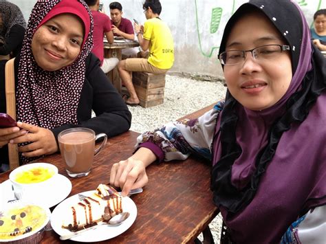 First visit di kula cake. life for rent: Tempat Menarik di Kuantan: Kula Cakes