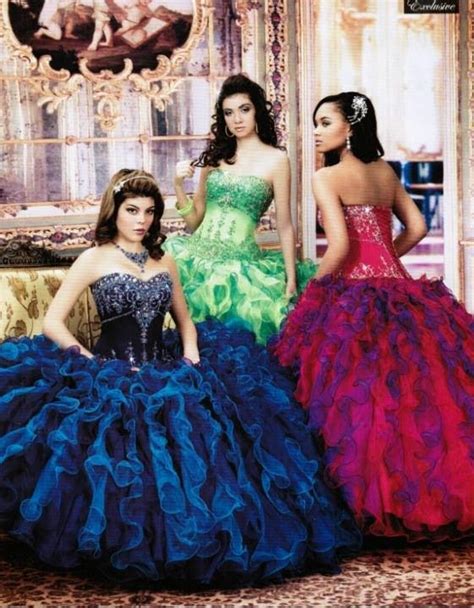 Marys Ecuador Quinceaneras