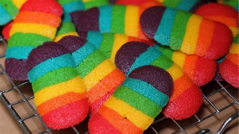 Resep lidah kucing adalah salah satu kue kering yang biasanya dihidangkan saat lebaran atau acara keluarga. Lidah Kucing dan 4 Resep Kue Kering Enak untuk Camilan Lebaran - Tribun Travel