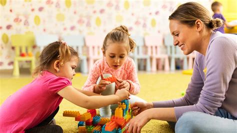Play And Cognitive Development Preschoolers Raising Children Network