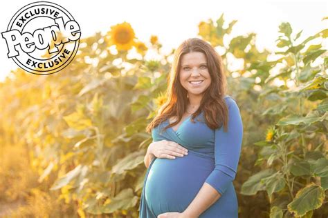 Amy Duggar Shares Final Maternity Photos Ahead Of Giving Birth I M So