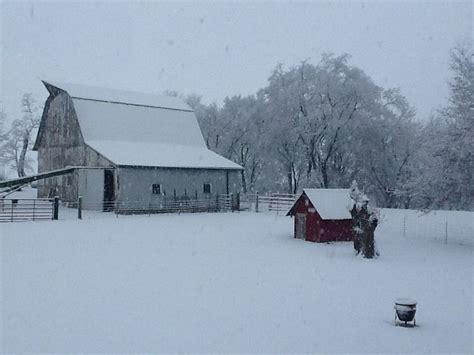 Beautiful Snow Scene Barns Pinterest