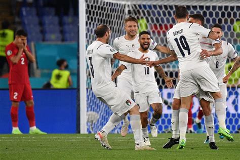La eurocopa 2020 se retrasó un año debido a la pandemia, pero europa ya está lista para un verano de fútbol. Italia Vs Turquia : V8chqp8bdkuokm - La selección de ...