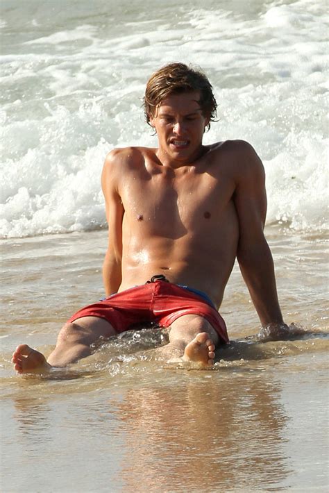 The Stars Come Out To Play Xavier Samuel New Shirtless