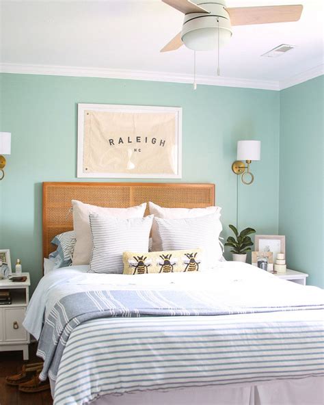 How To Make A Small Bedroom Look Bigger With Paint Small Guest