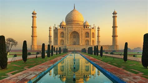 Beautiful Views Of The Taj Mahal