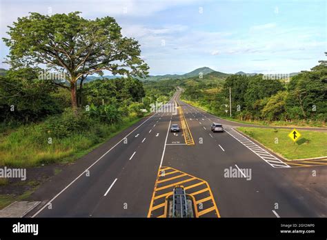 Carretera Panamericana Panamericana La Ruta Principal A Través De Panamá Y Una De Las Rutas