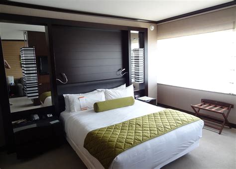 Each bedroom has a luxurious bathroom, and a stylish powder room is situated off the central living area, perfect for entertaining guests. Vdara Hotel & Spa - Las Vegas Top Picks