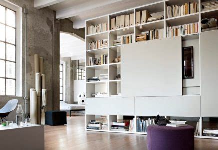 Fernseher verstecken hinter bild, fernseher verstecken im wohnzimmer, fernseher verstecken ikea, fernseher verstecken selber machen, fernsehen verstecken wohnzimmer t r. Fernseher Verstecken Schrank / Diy Tv Lowboard Mit ...