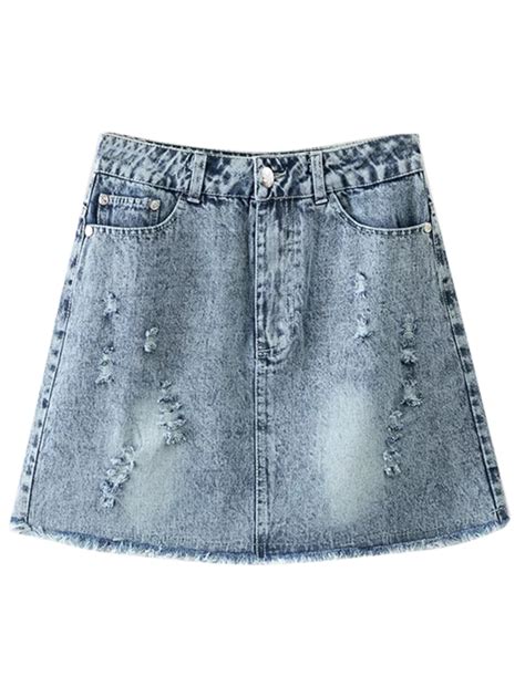 35 Off 2021 Frayed Distressed Denim Mini Skirt In Light Blue Zaful