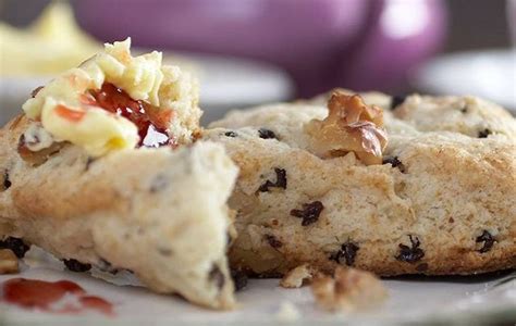 Bake it for santa, make him jolly again! Irish Raisin Cookies R Ed Cipe / The best oatmeal raisin ...
