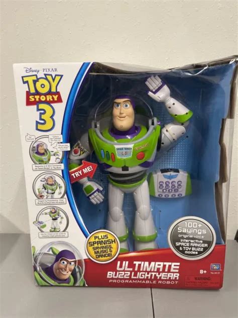 Toy Story 3 Ultimate Buzz Lightyear Programmable 16 Robot With