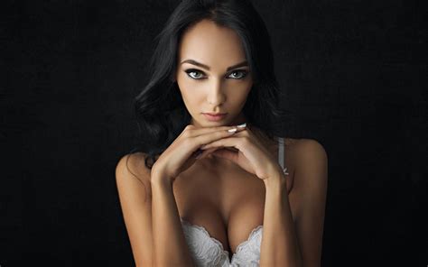 Fondos de pantalla cara mujer modelo pelo largo sentado fotografía Cabello negro sostén