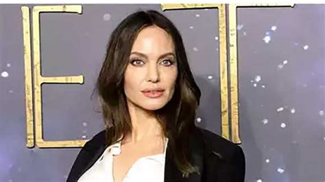 Angelina Jolie Critcises Israeli Defence Forces For Massacring Gazans