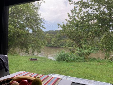 Wilson's Riverfront RV Park (Asheville, Caroline du Nord) - tarifs 2023