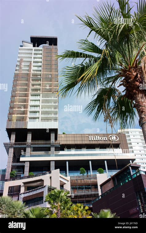 Hilton Hotel Am Strand Von Pattaya Stockfotografie Alamy