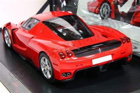 Bbr Models 2002 Ferrari Ferrari F140 Enzo Pope Version Red
