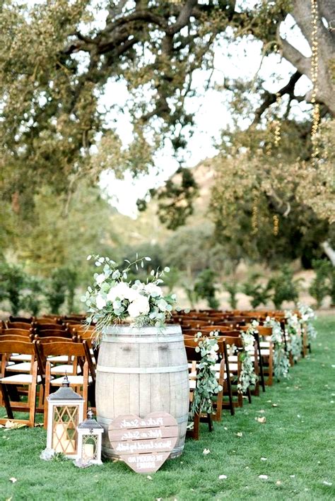 17 Wonderful Fall Vineyard Wedding Ideas Fashionable Wedding Aisle