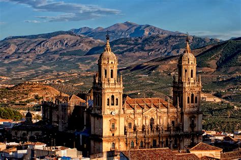 Búsqueda de coches de alquiler en jaen para encontrar el vehículo perfecto para su viaje y ahorrar 33% o más! Qué ver en Jaén, capital del Santo Reino - Buscarutas.com