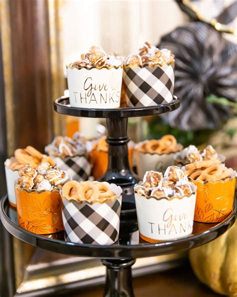 7 Simple Steps For Hosting A Friendsgiving Party Friendsgiving Party Friendsgiving Dessert