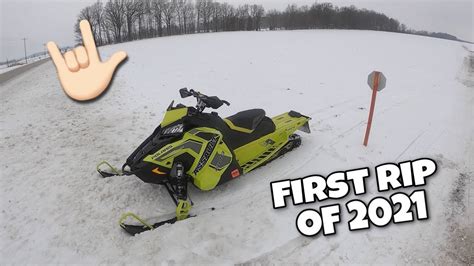First Snowmobile Ride Of 2021 Switchback Assault Ditch Banging Youtube