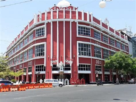 Museum ini merupakan museum angkutan terbesar dan pertama yang ada di asia. Surabaya Museum (Gedung Siola): Harga Tiket 2020, Lokasi ...