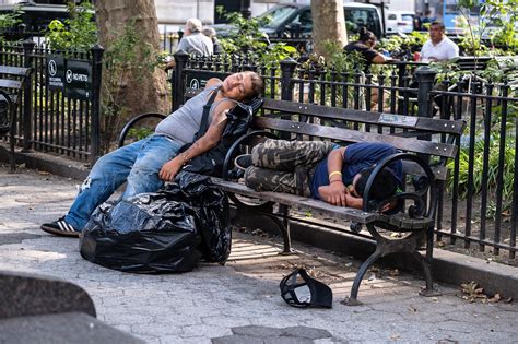 Residents Raising Nearly 1m To Fight De Blasio Over Homeless At Hotel