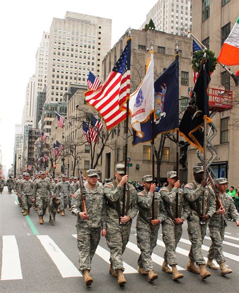 Tradition Lives On As Fighting 69th Troops Lead St Patricks Day