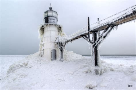 Snow Covered Lighthouse By Vineeth Rakesh Photo 57420790 500px