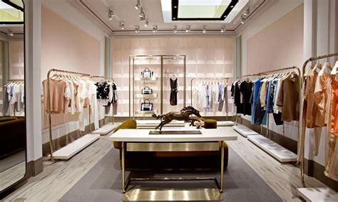 Inside Chloes New Soho Boutique Dujour Retail Interior Design