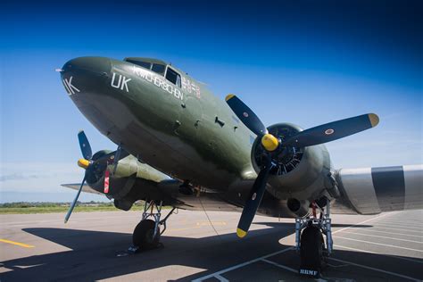 Corgi Douglas C 47 Dakota Za947 Kwicherbichen The Battle Of Britain Memoria 並行輸入品 Jafurusato