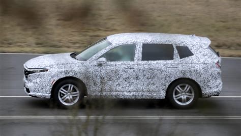 New Honda Cr V Spied Testing Ahead Of 2023 Debut Automotive Daily