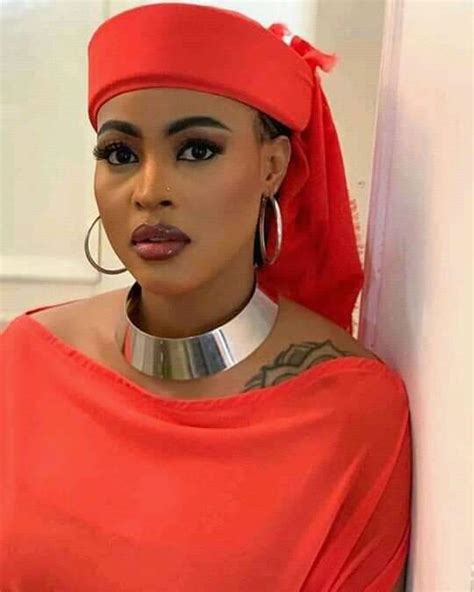Ali show kalli yanda alishow yasha wahalar magauta a studion dayake koyan waka. Halima Yusuf Biography, Age, Net Worth, Husband: FFK 5th ...