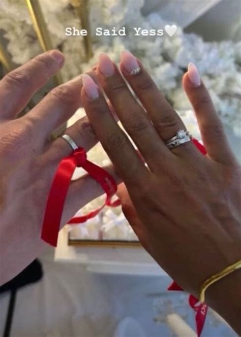 Galatasaray ın yıldızı Afrikalı sevgilisiyle gizlice evlendi mi Çok