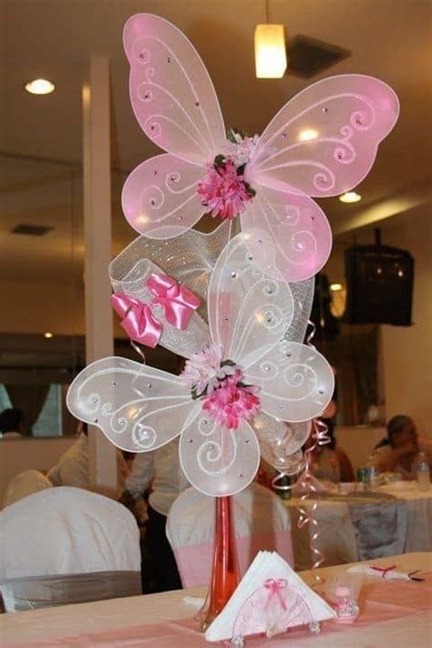 Pin De Milagros Rosa En Cumpleaño Yboda En 2020 Centros De Mesa Mariposas Fiesta De
