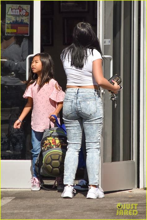 Ariel Winter Bares Her Midriff In White Crop Top During Errand Run