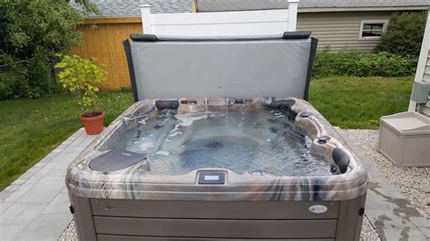 American Whirlpool Hot Tub In Nashua Nh Matley Swimming Pools And Spas