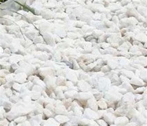 White Chippings Aggregate Stone Gravel In Winchester Hampshire