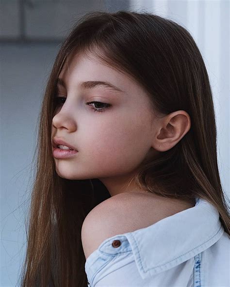 Inmydreams adlı kullanıcının Zhenya Kotova Teenmodel panosundaki Pin Kız çocuğu modası