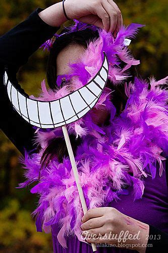 I wanted to share my quick and easy diy cheshire cat costume! DIY Cheshire Cat Costume | Diy cheshire cat costume, Cheshire cat costume, Cheshire cat halloween