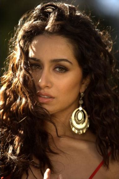 Shraddha Kapoor Death Fact Check Birthday And Age Dead Or Kicking