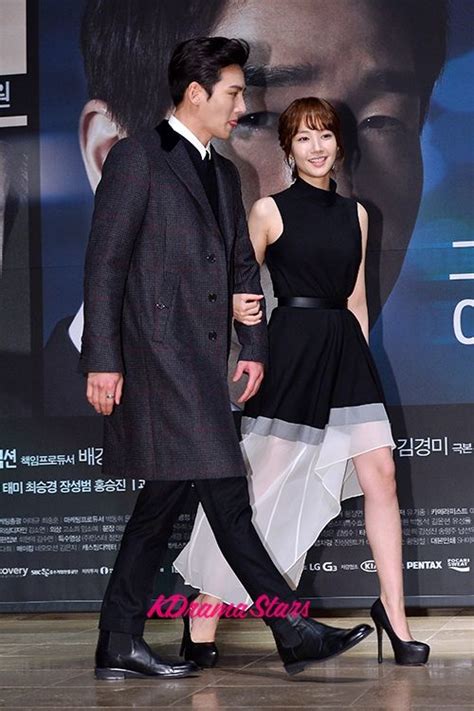 In city hunter she was body guard with a sad past while in healer she is a entertainment journalist with a sad past. Park Min Young and Ji Chang Wook looking like a couple! So ...