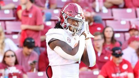 Alabama Jumps Georgia To Take Over No 1 Spot In Ap Top 25 College