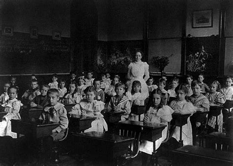 see inside old school classrooms from more than 100 years ago click americana inside schools