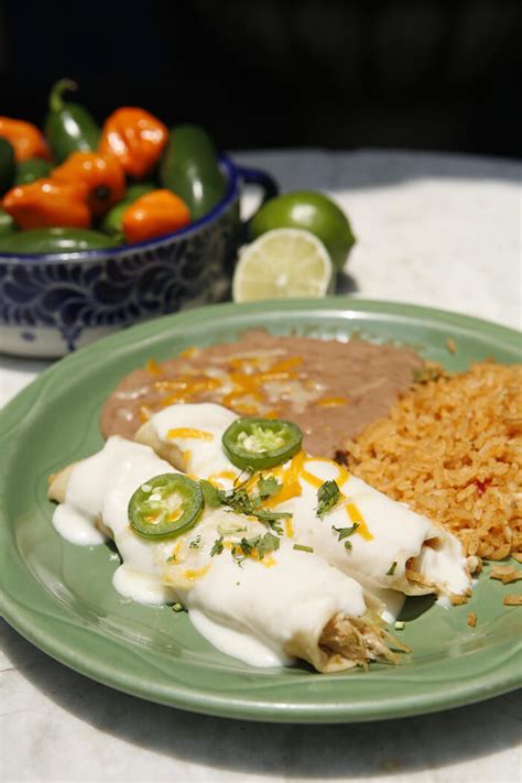 Votre question sera affichée publiquement sur la page des questions et réponses. Delicious authentic Mexican food from Mi Pueblo Sarasota ...