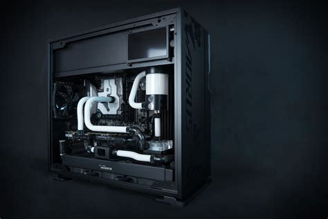 Inwin 101 Black And White Customrigs Casemodding And Pc Builds